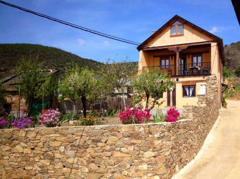 فيلا El Mirador Del Bierzo Tejedo المظهر الخارجي الصورة